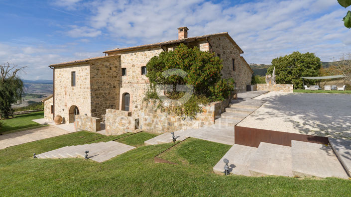 Image No.9-6 Bed Country House for sale