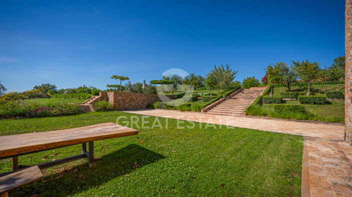 Image No.33-5 Bed Country House for sale