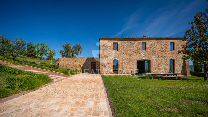 Image No.34-5 Bed Country House for sale