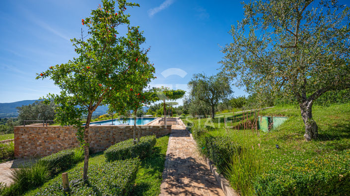 Image No.35-5 Bed Country House for sale