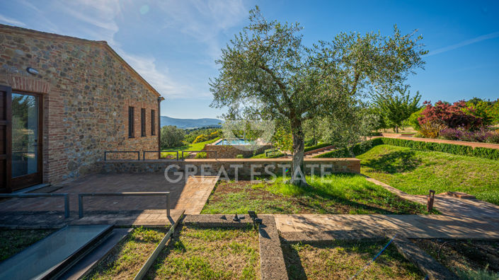 Image No.46-5 Bed Country House for sale