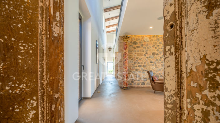 Image No.56-5 Bed Country House for sale