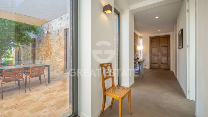 Image No.7-5 Bed Country House for sale