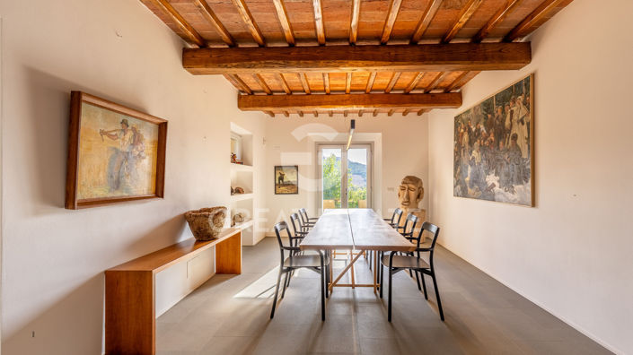 Image No.24-4 Bed Country House for sale
