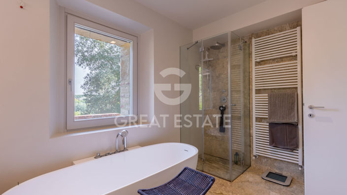 Image No.33-4 Bed Country House for sale