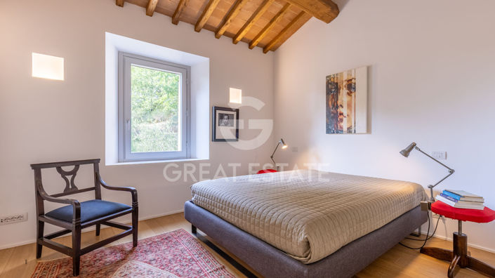 Image No.36-4 Bed Country House for sale