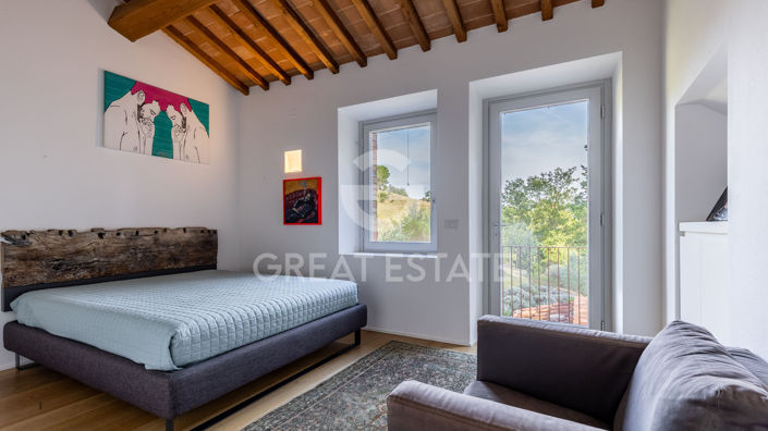 Image No.38-4 Bed Country House for sale