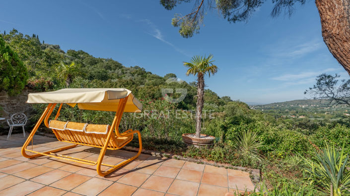 Image No.18-4 Bed Country House for sale