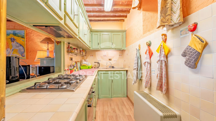 Image No.30-4 Bed Country House for sale