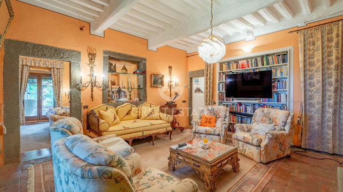 Image No.34-4 Bed Country House for sale
