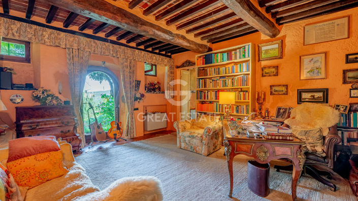 Image No.38-4 Bed Country House for sale