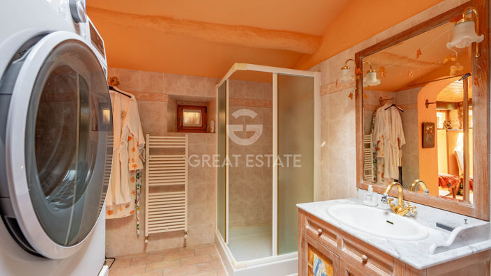 Image No.41-4 Bed Country House for sale