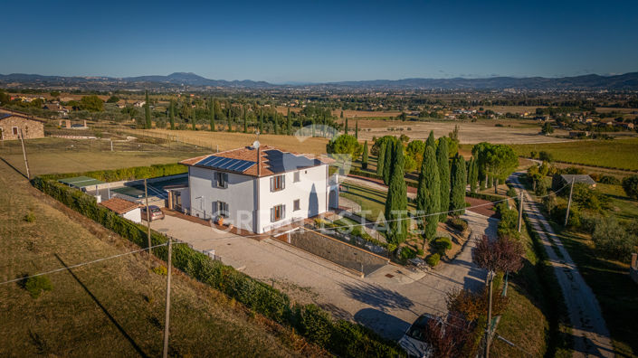 Image No.11-5 Bed Country House for sale