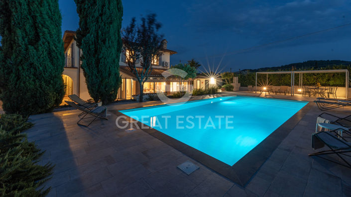 Image No.19-5 Bed Country House for sale