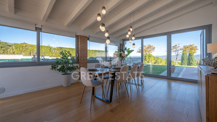 Image No.27-5 Bed Country House for sale