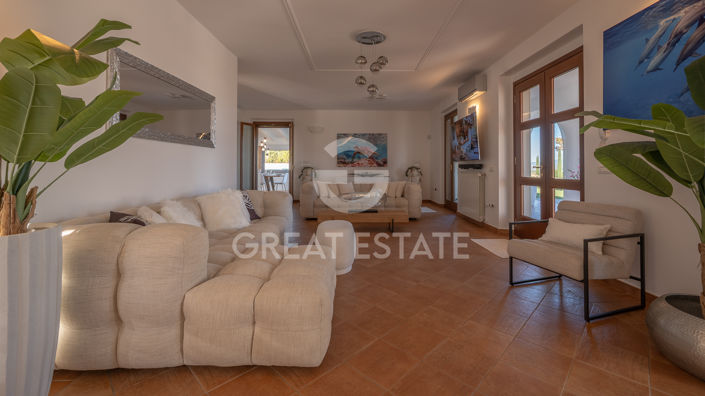 Image No.32-5 Bed Country House for sale