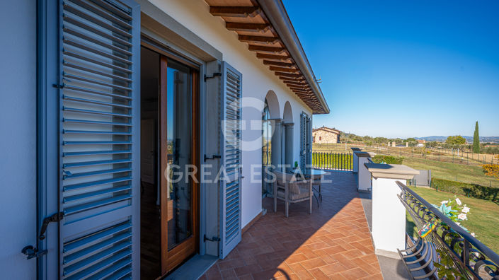 Image No.50-5 Bed Country House for sale