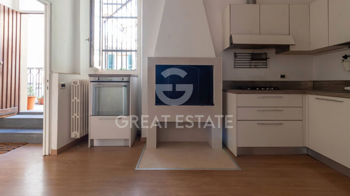 Image No.16-2 Bed Property for sale