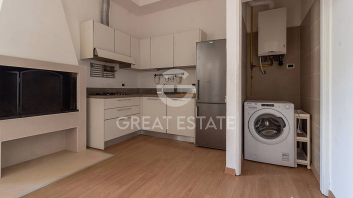 Image No.17-2 Bed Property for sale
