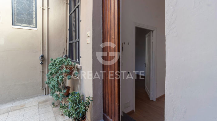 Image No.22-2 Bed Property for sale