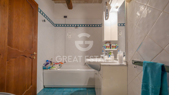 Image No.39-9 Bed Villa for sale