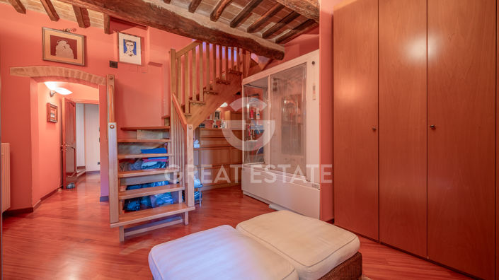Image No.40-9 Bed Villa for sale