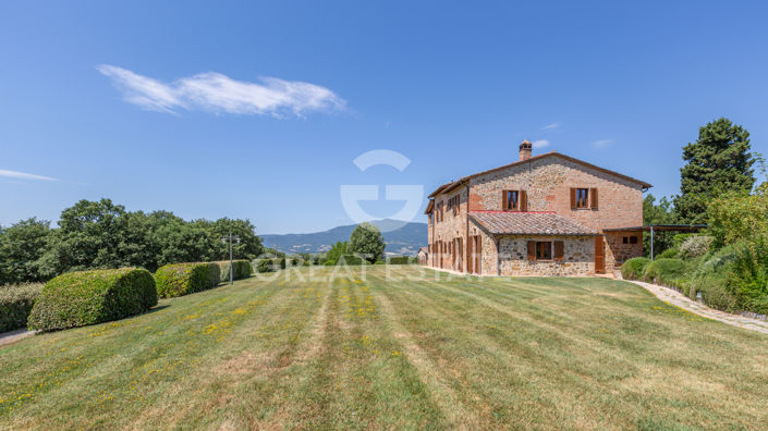Image No.17-7 Bed Country House for sale
