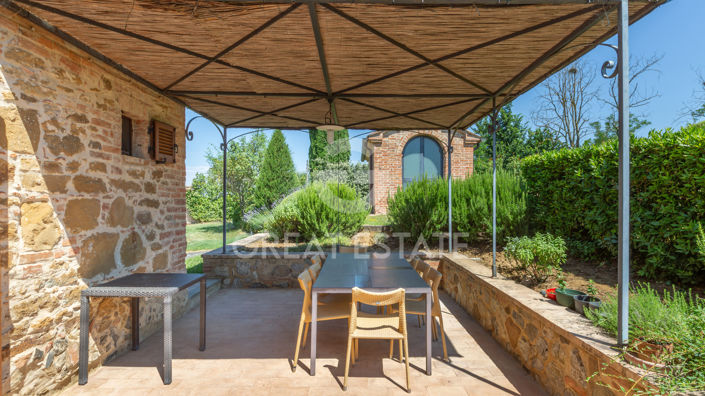 Image No.21-7 Bed Country House for sale