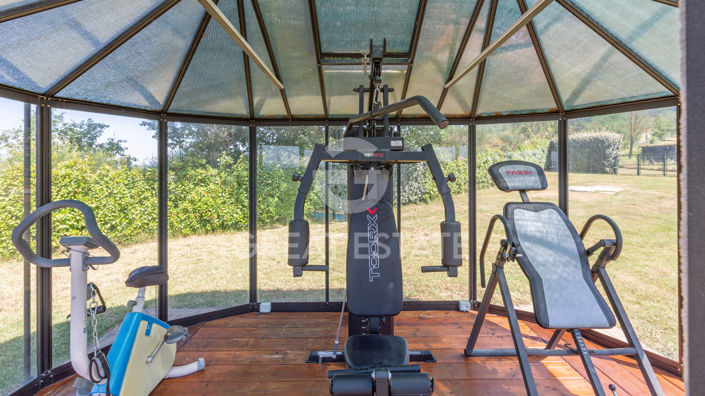 Image No.23-7 Bed Country House for sale