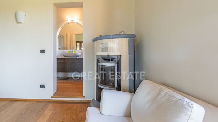 Image No.34-7 Bed Country House for sale
