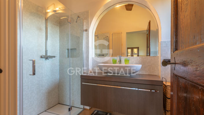 Image No.35-7 Bed Country House for sale