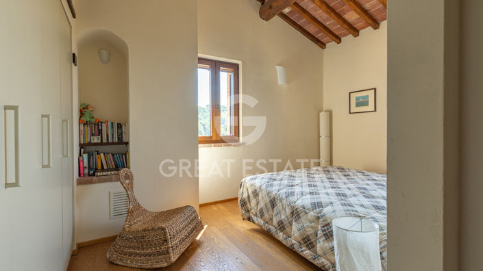 Image No.37-7 Bed Country House for sale