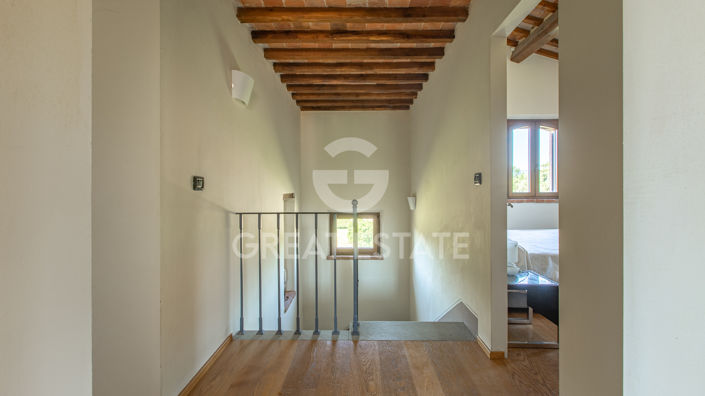 Image No.42-7 Bed Country House for sale