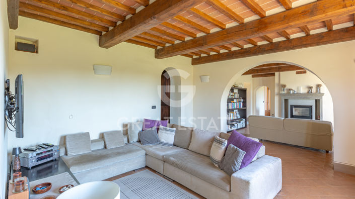 Image No.6-7 Bed Country House for sale