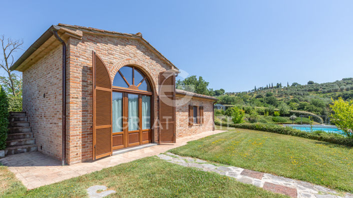 Image No.52-7 Bed Country House for sale