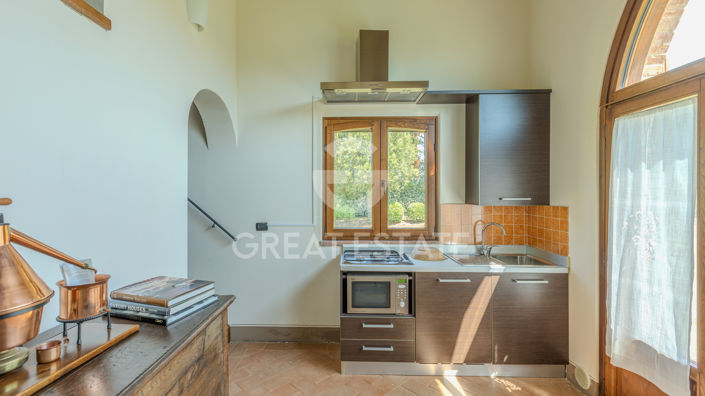 Image No.53-7 Bed Country House for sale