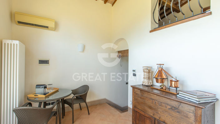 Image No.54-7 Bed Country House for sale