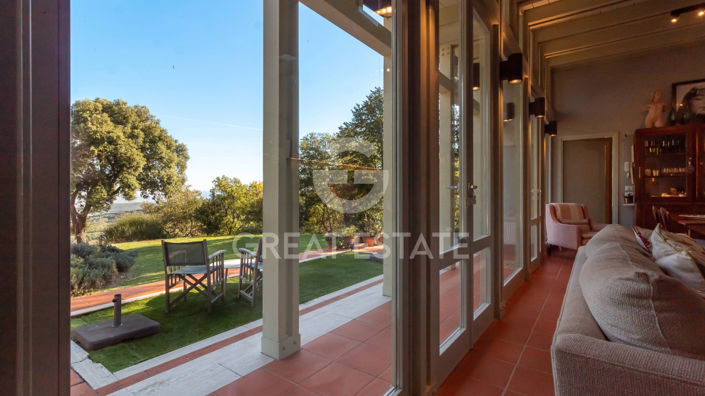 Image No.35-2 Bed Country House for sale