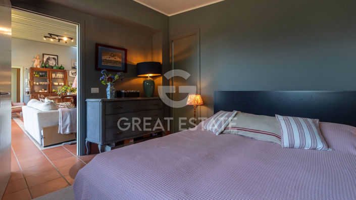 Image No.37-2 Bed Country House for sale