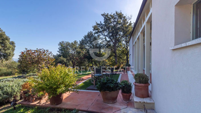 Image No.7-2 Bed Country House for sale