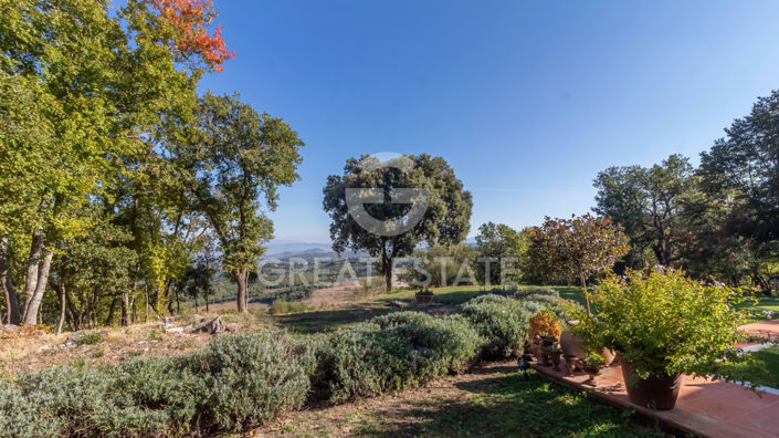 Image No.8-2 Bed Country House for sale