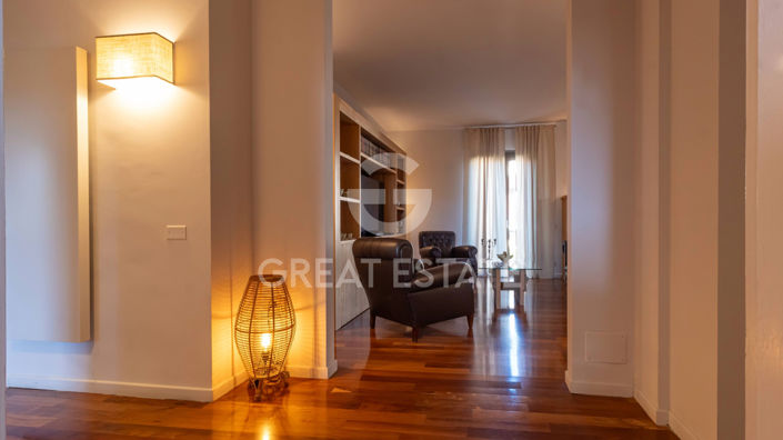 Image No.2-4 Bed Villa for sale