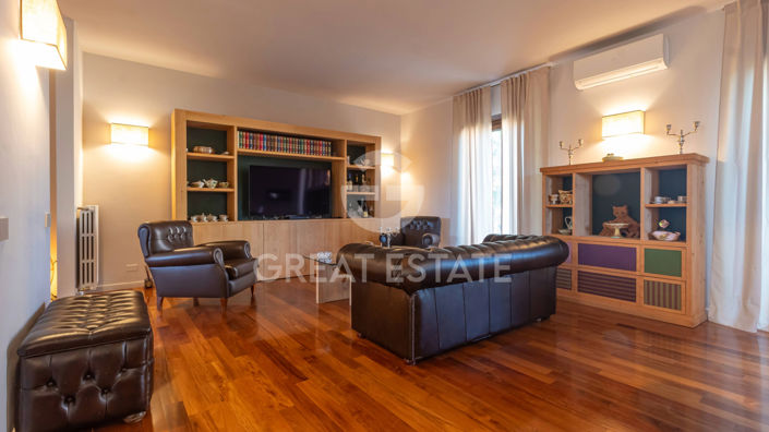 Image No.23-4 Bed Villa for sale