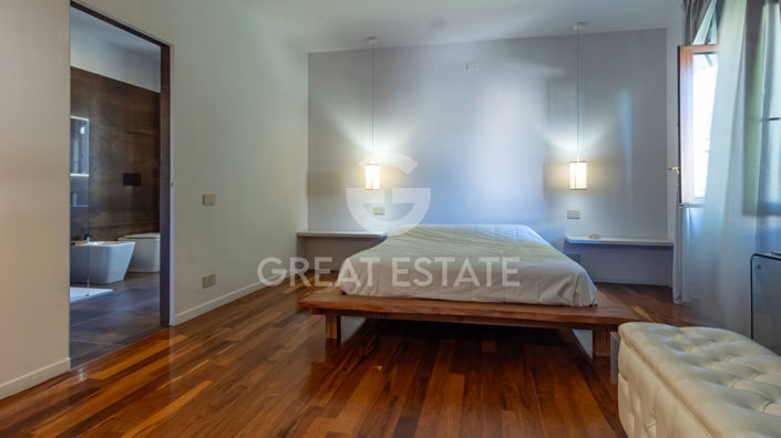 Image No.28-4 Bed Villa for sale