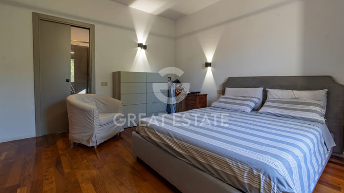 Image No.32-4 Bed Villa for sale