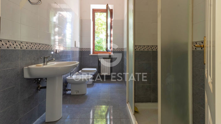 Image No.42-4 Bed Villa for sale