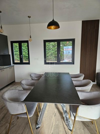 Image No.8-2 Bed House for sale