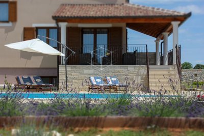 1 - Svetvincenat, House