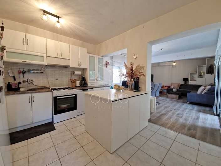 Image No.6-3 Bed Apartment for sale