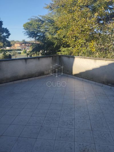 Image No.6-House for sale